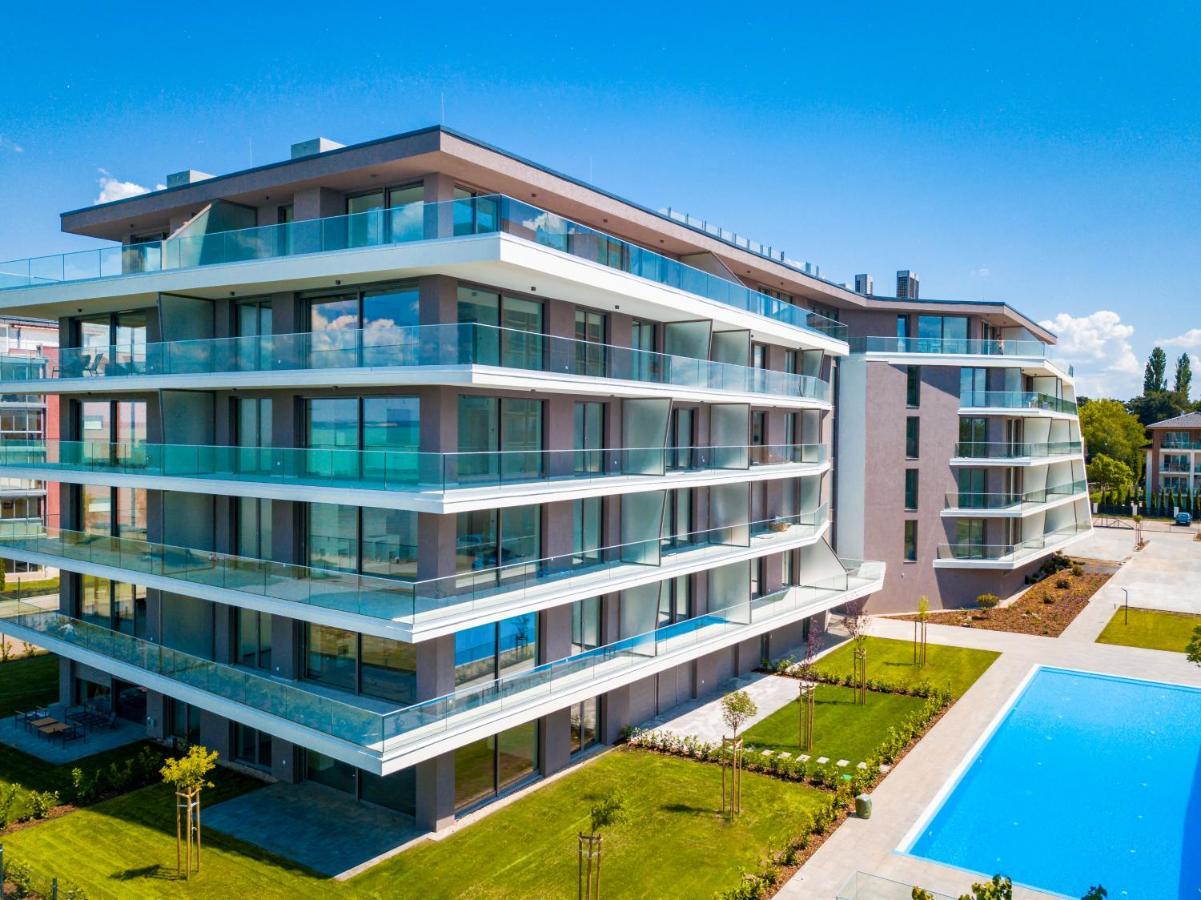 Myflat Coral Premium Suite Siófok Buitenkant foto