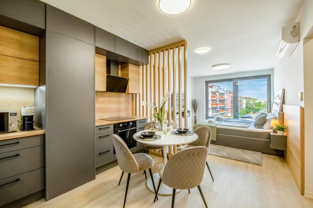 Myflat Coral Premium Suite Siófok Buitenkant foto