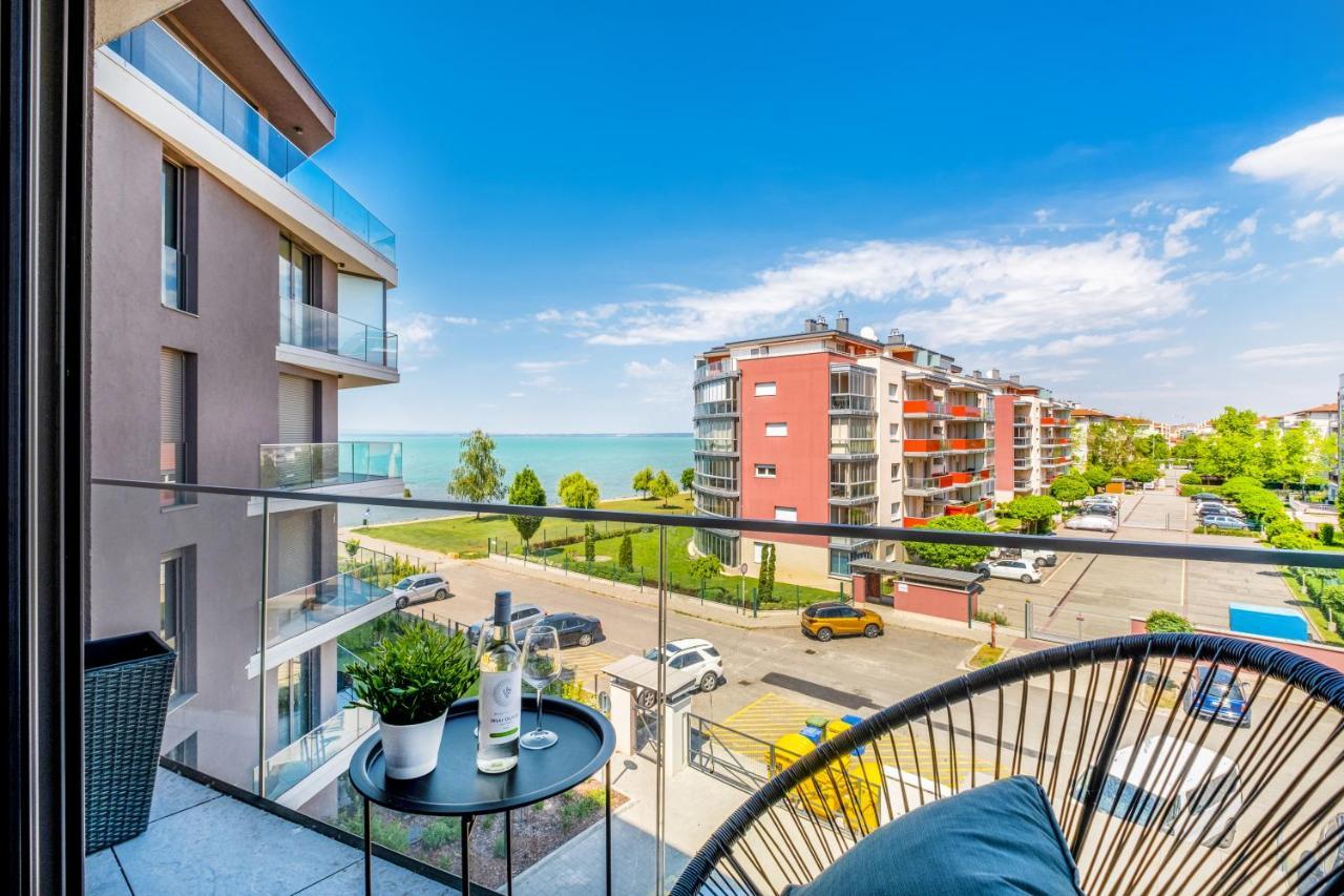 Myflat Coral Premium Suite Siófok Buitenkant foto